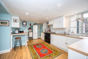 Kitchen- click for photo gallery